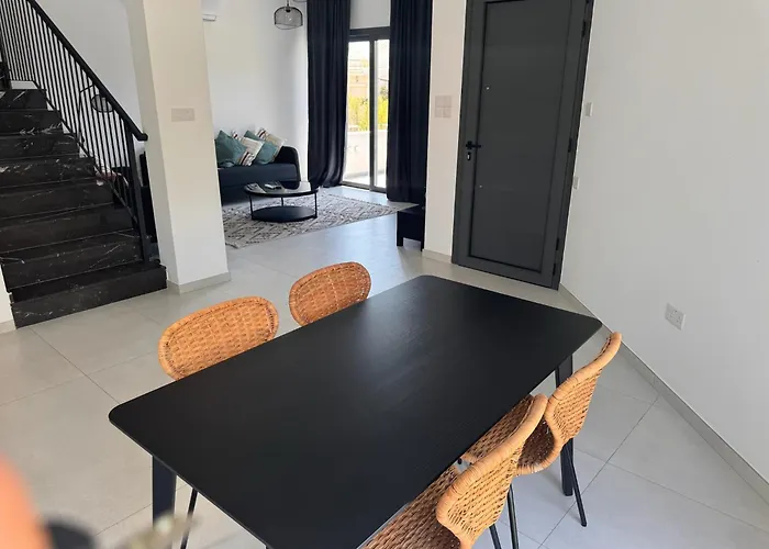 Casa vacanze Urban Retreat- 500m From The *