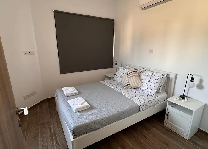 Casa vacanze Urban Retreat- 500m From The Limisso